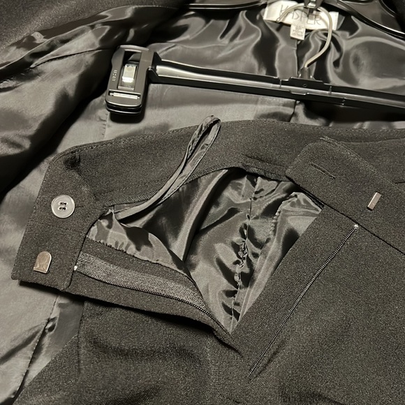 Kasper Black 2-pce suit, Sz 8P, NWOT - Picture 10 of 11